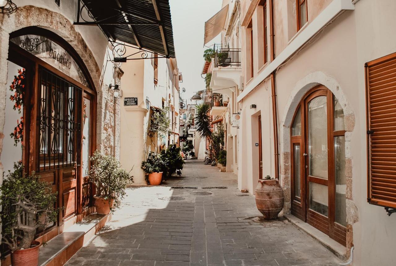 White Houses In The Heart Of Chania Chania  Exterior photo